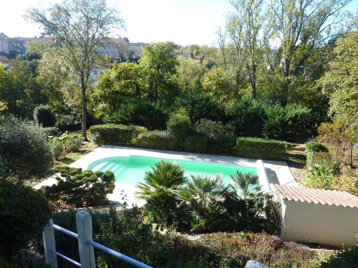 Beaux Chenes Bed & Breakfast Nerac Bagian luar foto