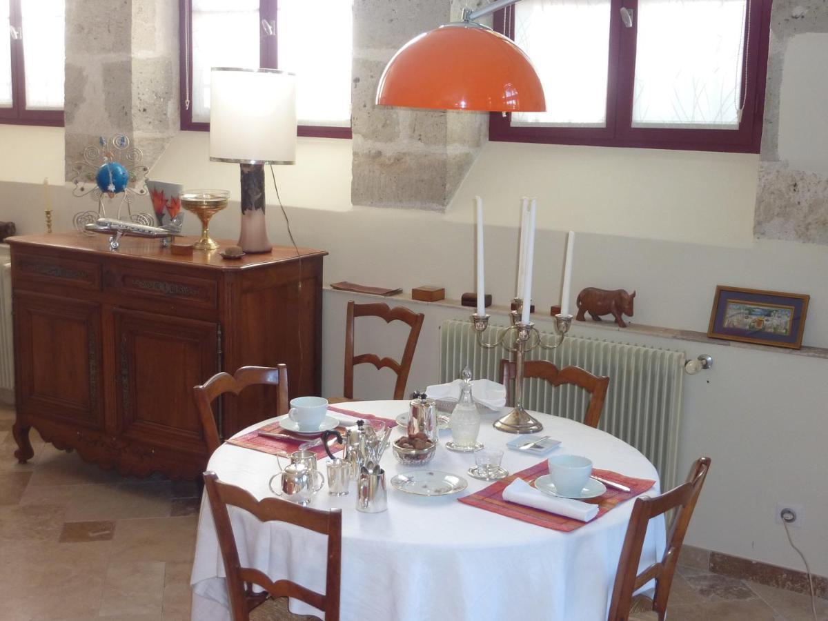 Beaux Chenes Bed & Breakfast Nerac Bagian luar foto
