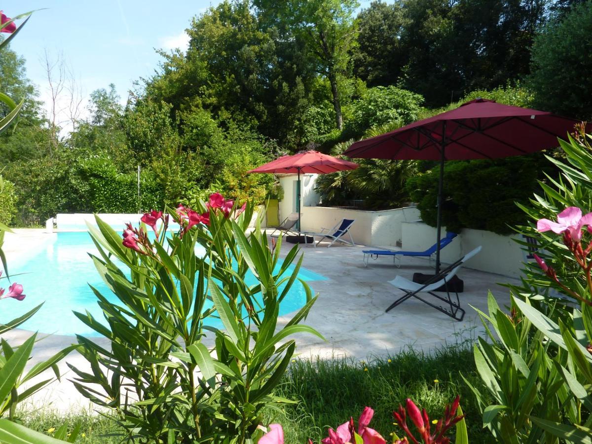 Beaux Chenes Bed & Breakfast Nerac Bagian luar foto
