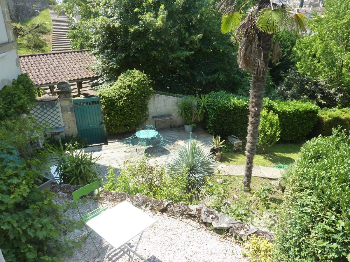 Beaux Chenes Bed & Breakfast Nerac Bagian luar foto
