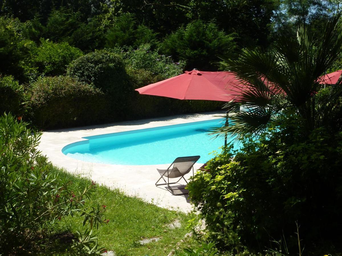 Beaux Chenes Bed & Breakfast Nerac Bagian luar foto